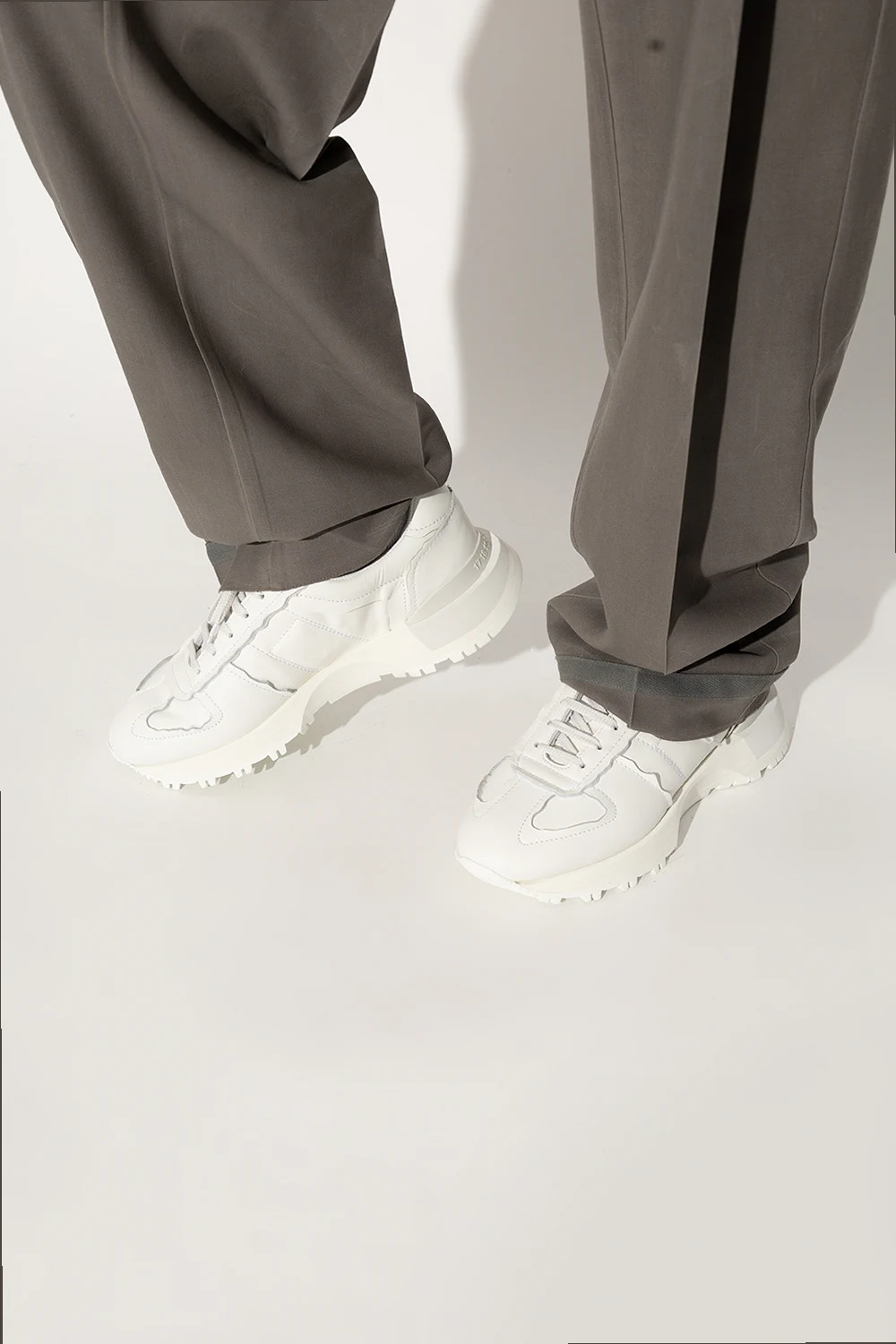 Sneakers with logo