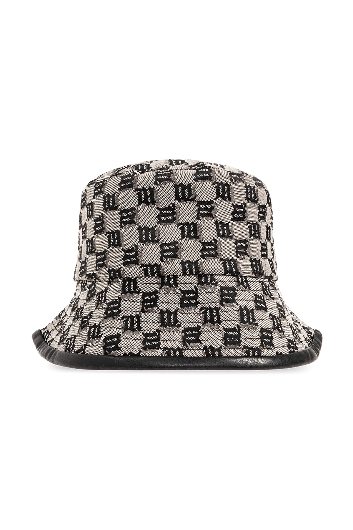 Kapelusz z monogramem