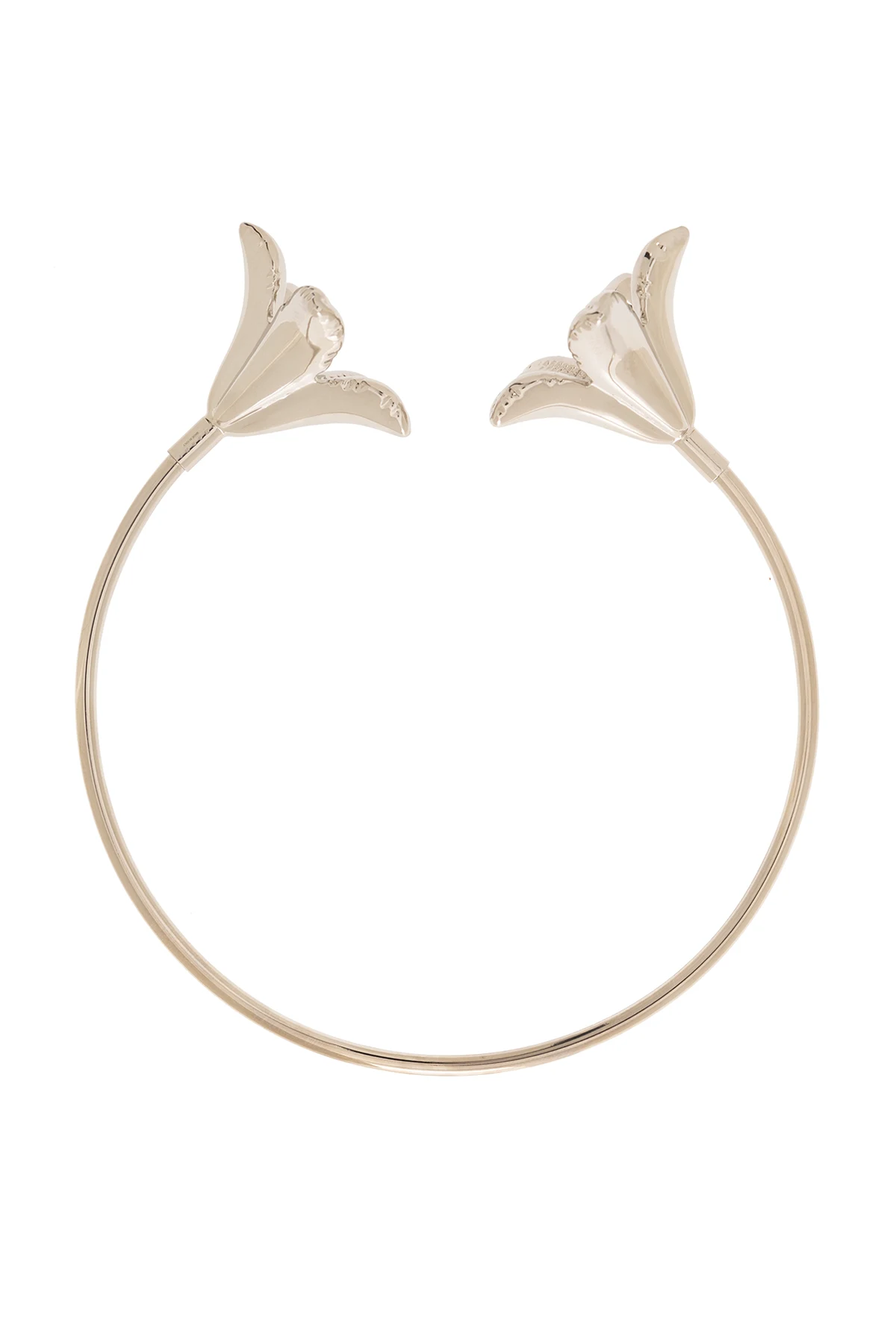 Necklace with flower details