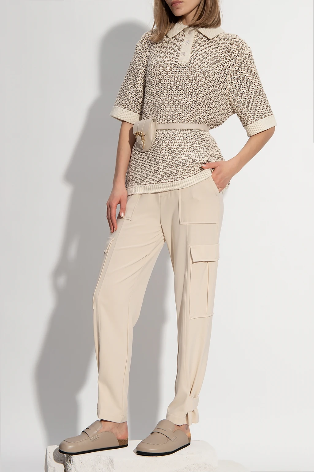 Trousers with pockets