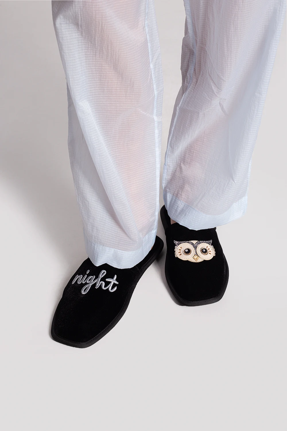 ‘Hoo Hoo’ velvet slippers