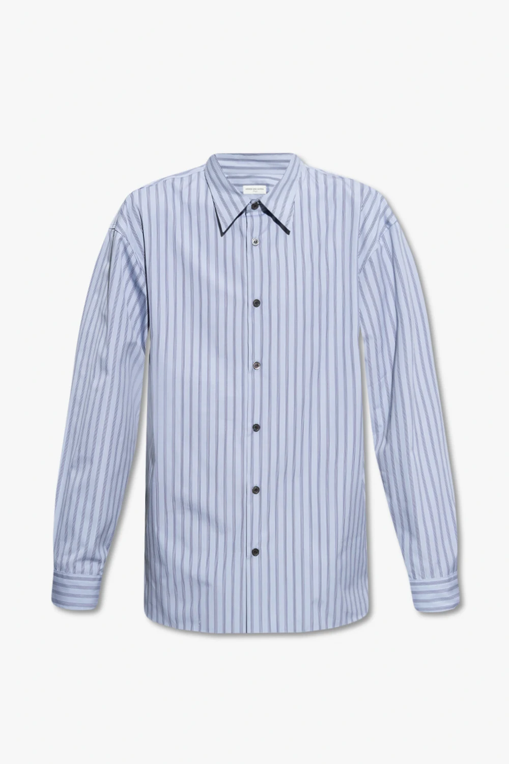 Loose-fitting shirt