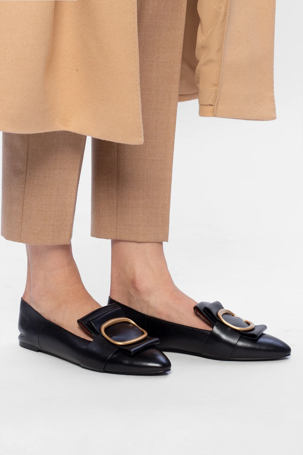 Ballet flats with fold-down heel