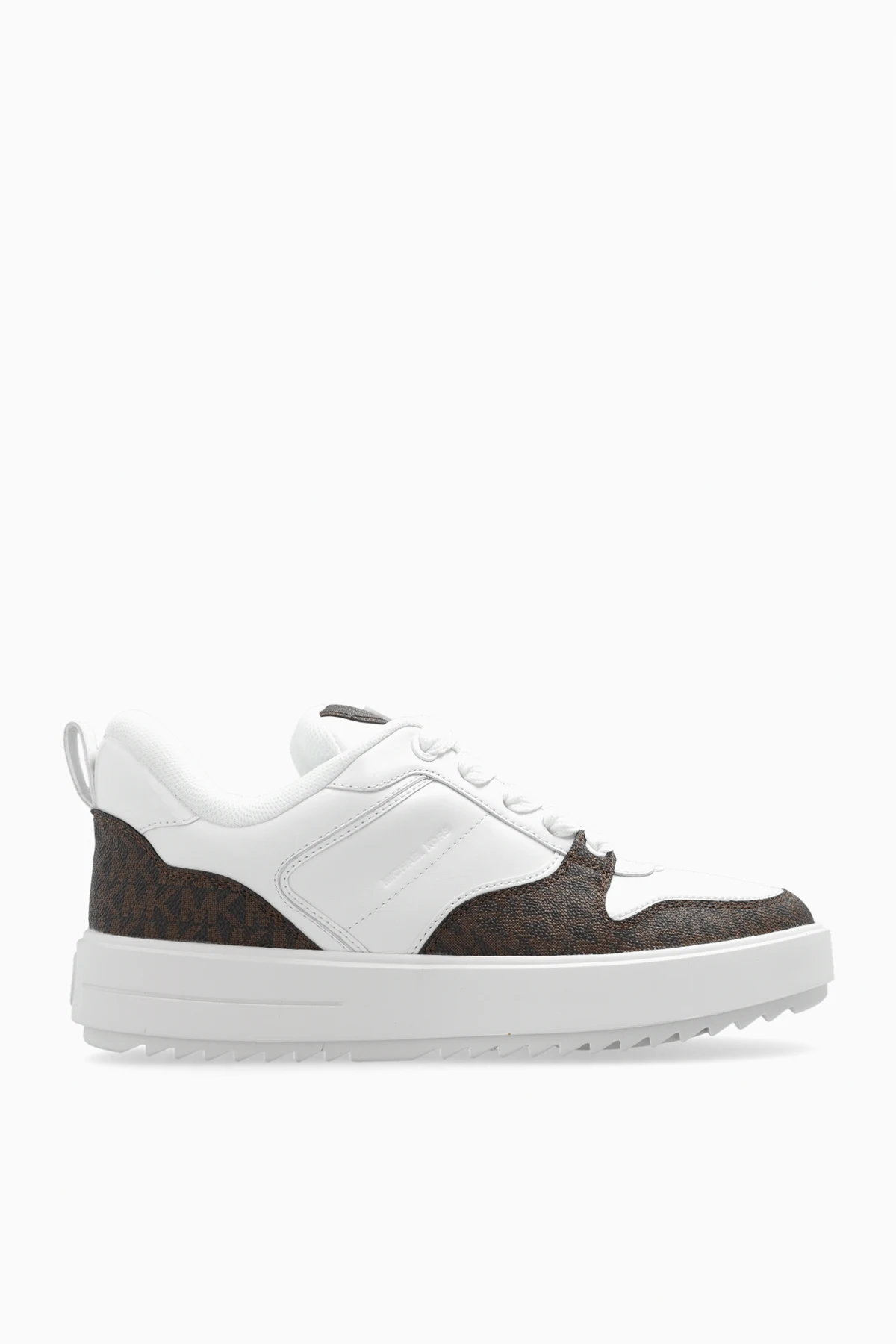 Sneakers with logo