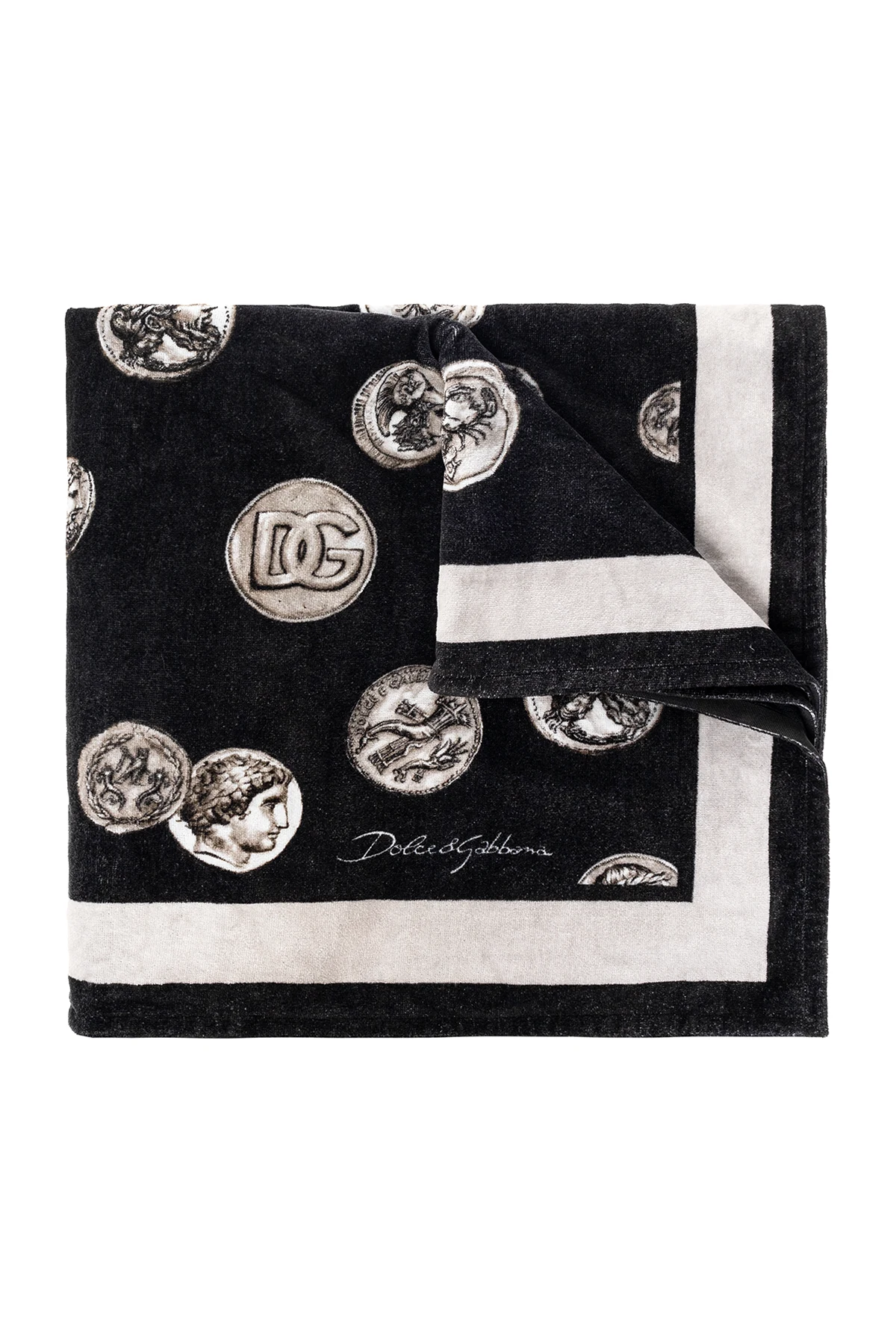 Patterned beach towel