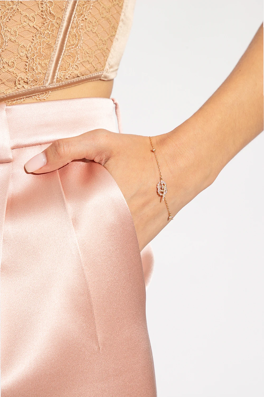 Yellow gold bracelet