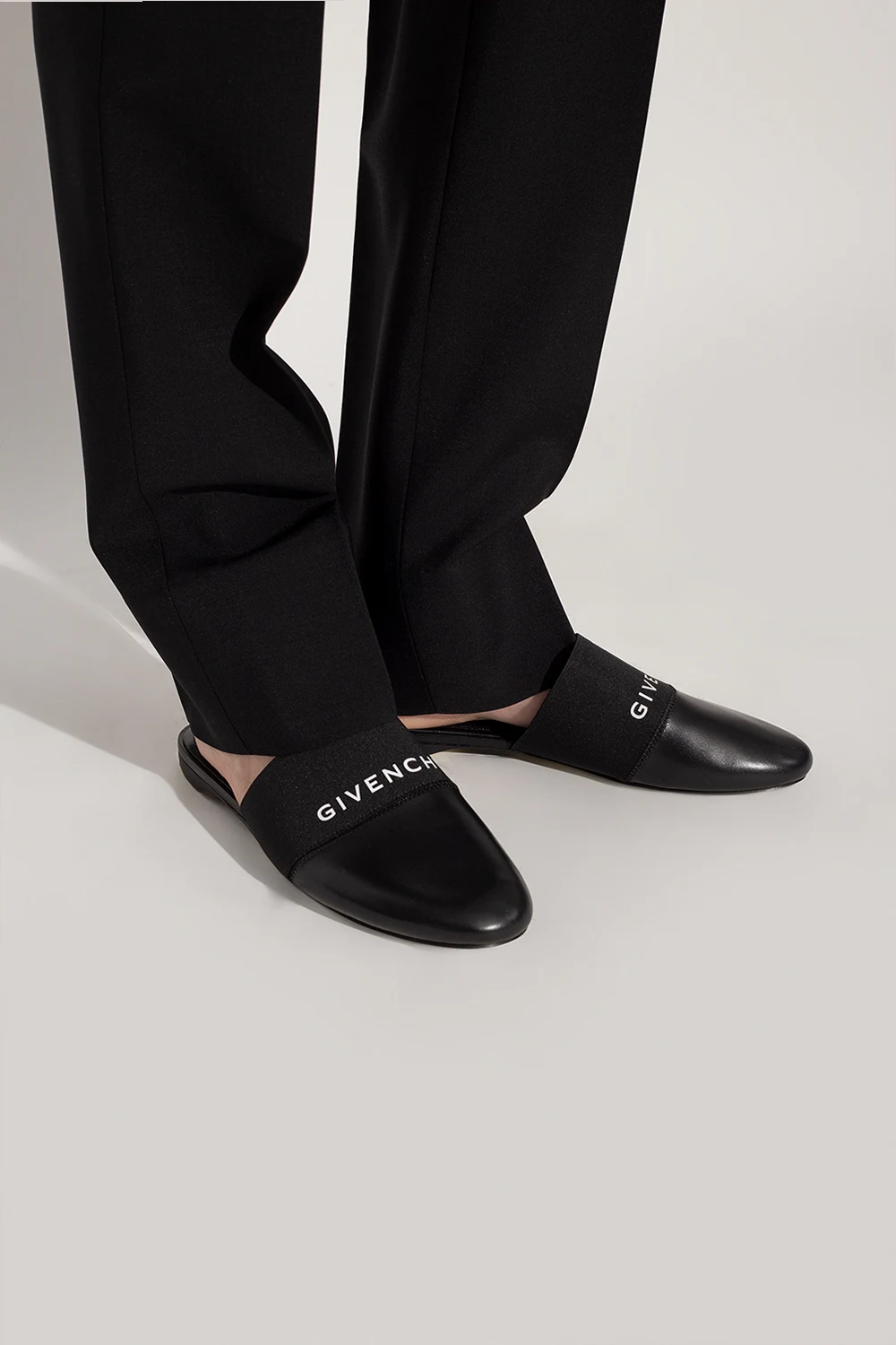 ‘Bedford’ slides