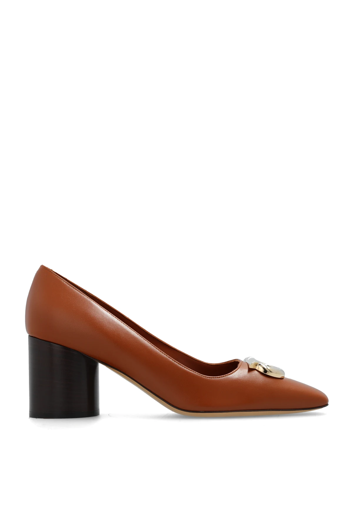 Leather pumps