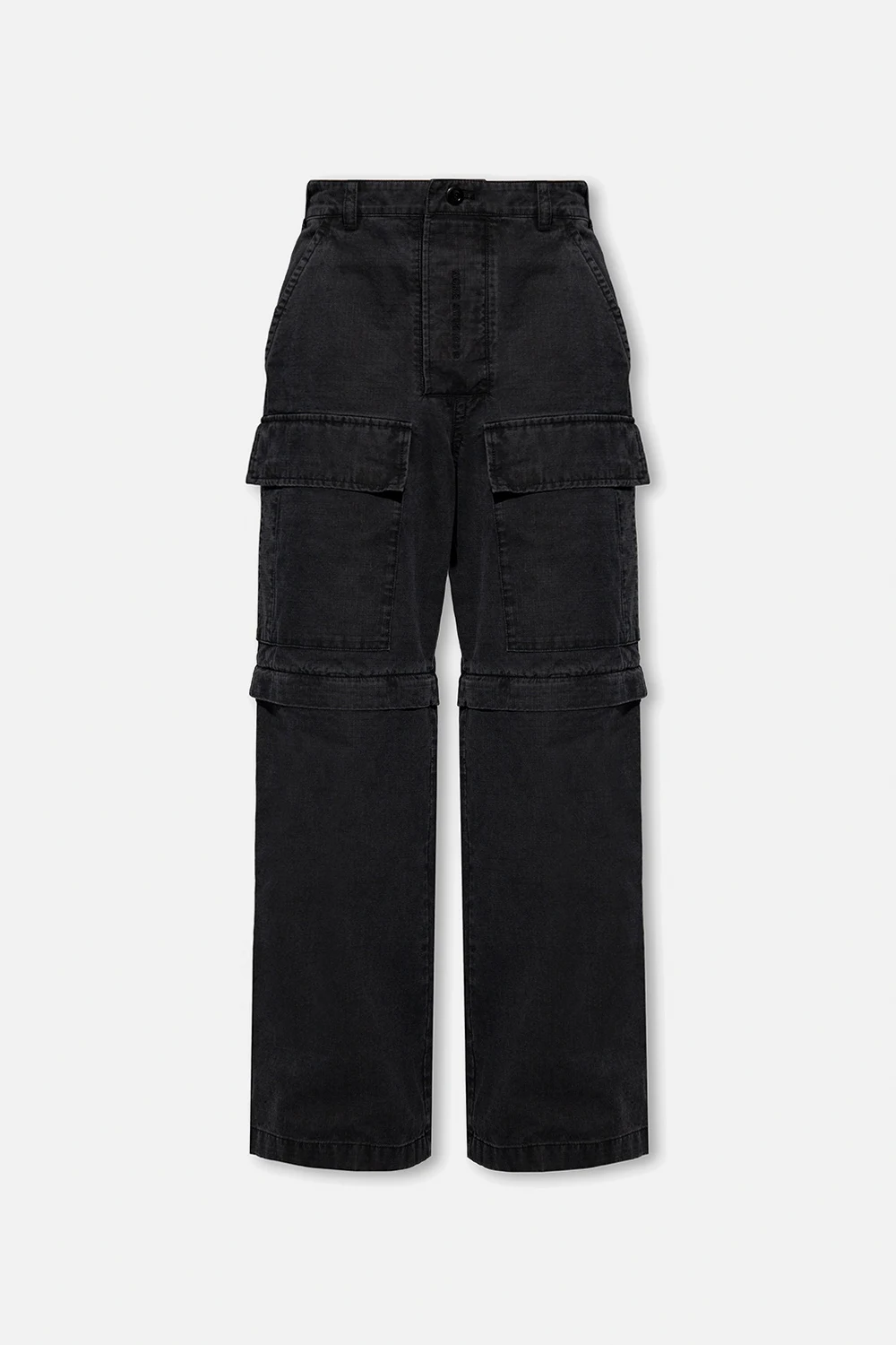 Trousers with detachable legs