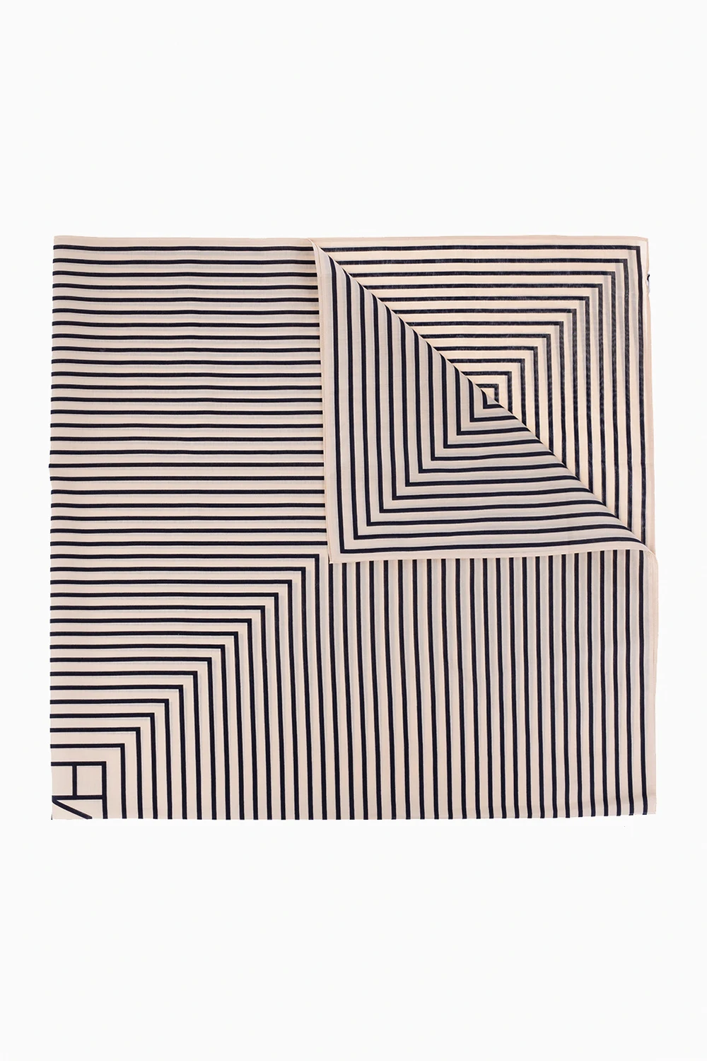 Chusta z monogramem