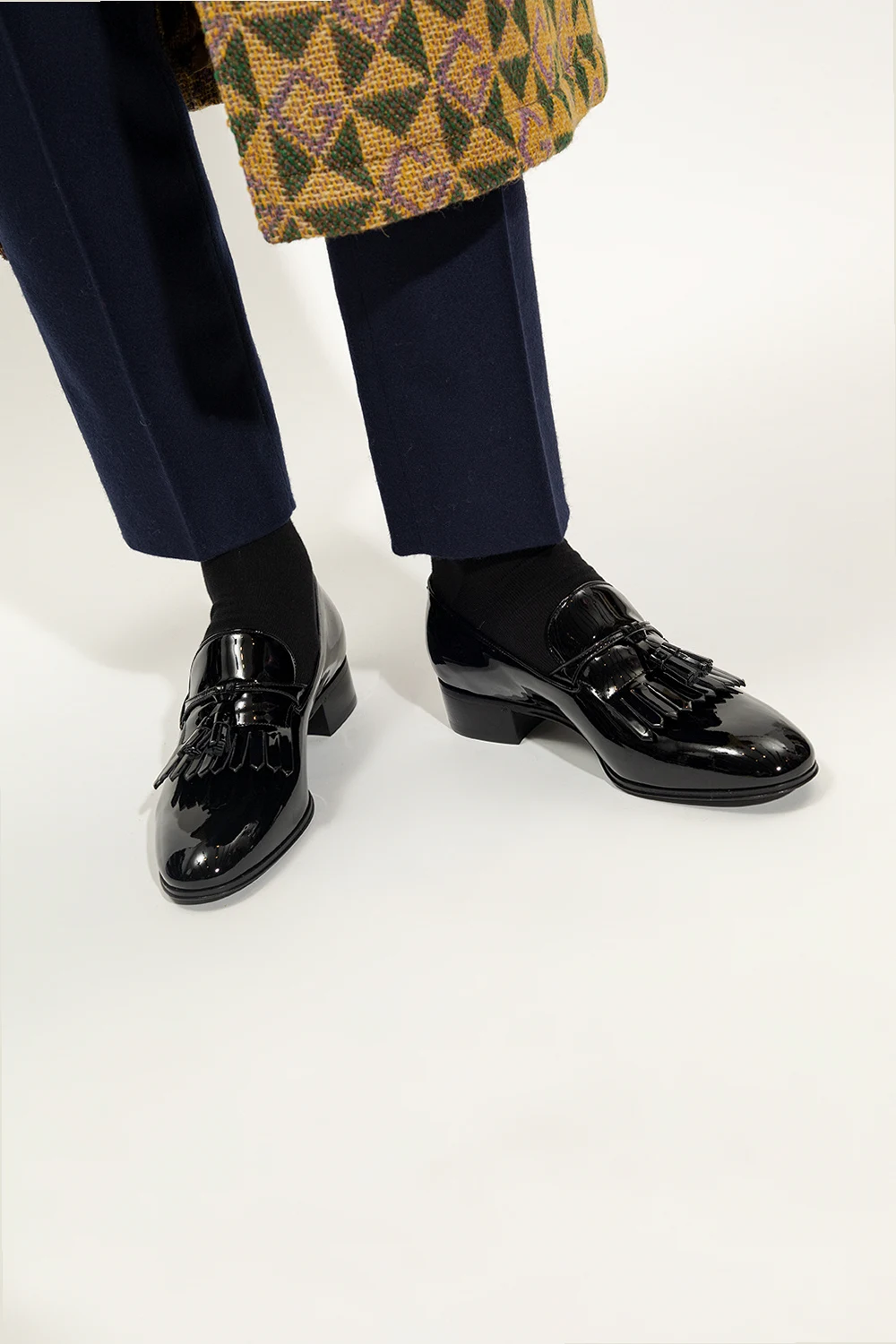 Lakierowane buty typu ‘loafers’