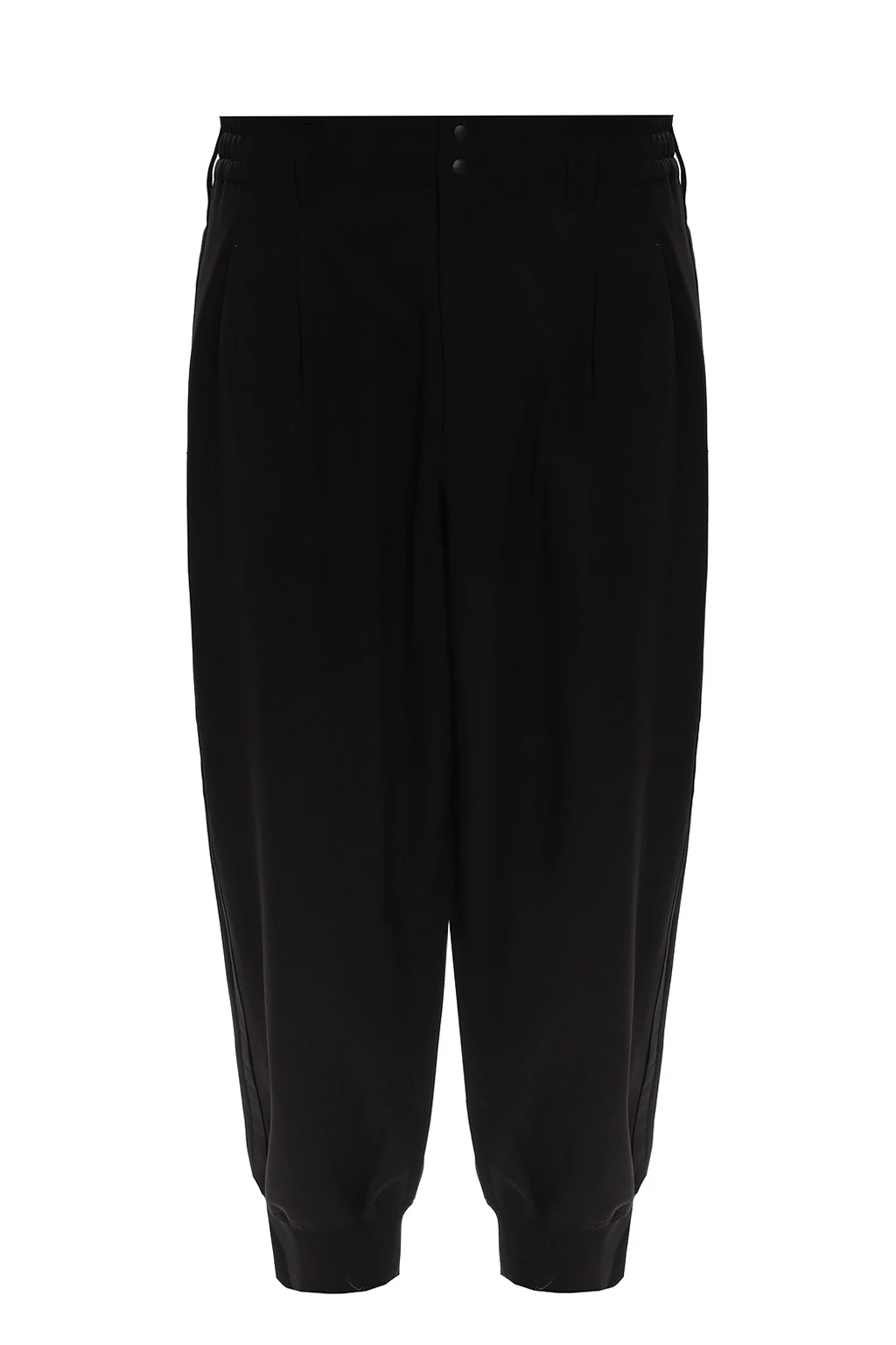 Trousers with pockets