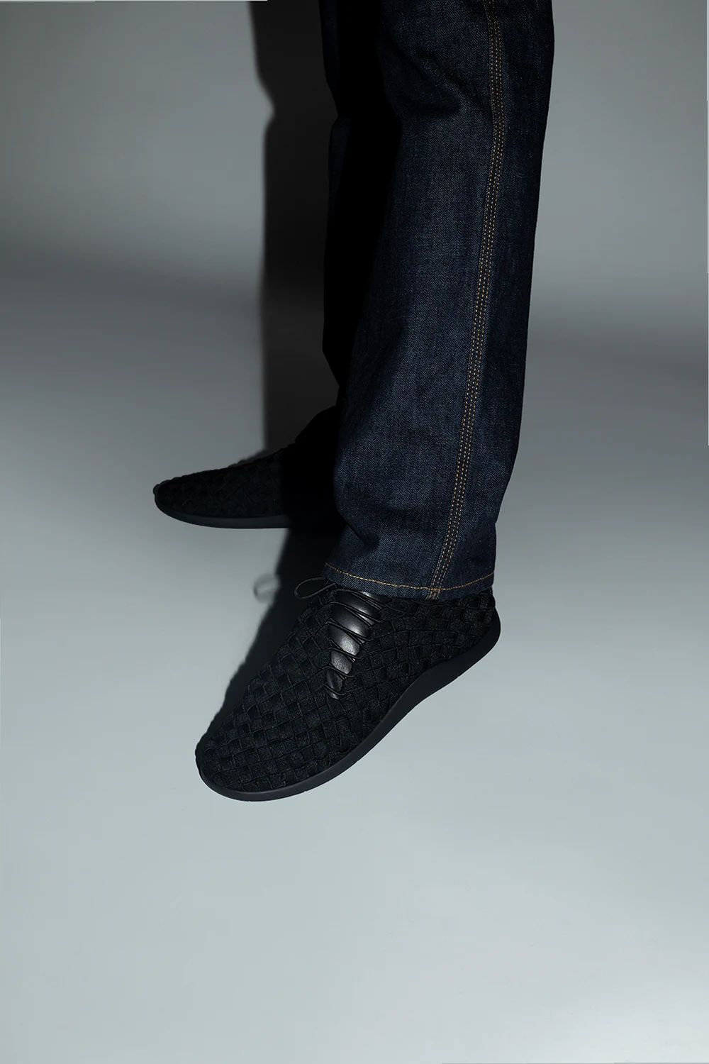 Buty sportowe z plecionką ‘Intrecciato’