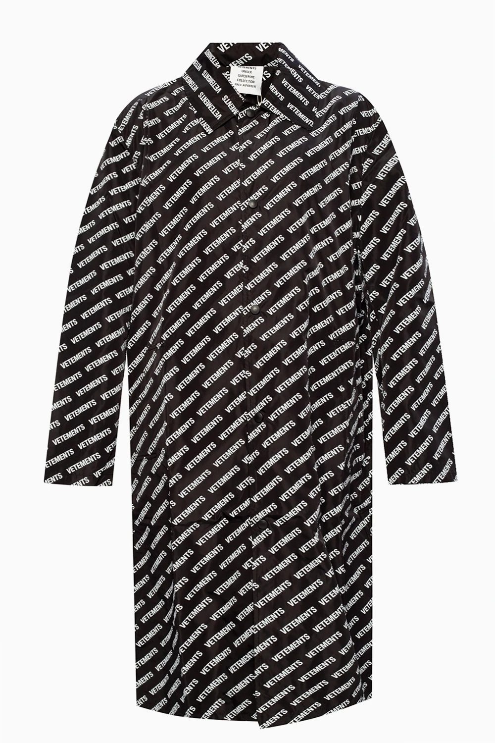 Coat with logo