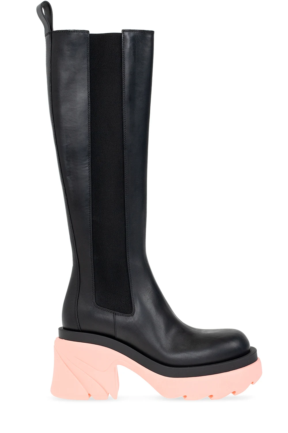 Heeled leather boots