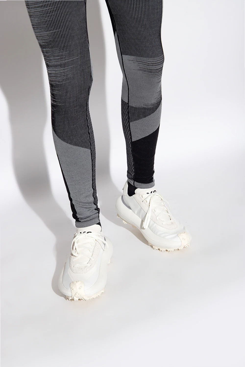 ‘MAKURA’ sneakers