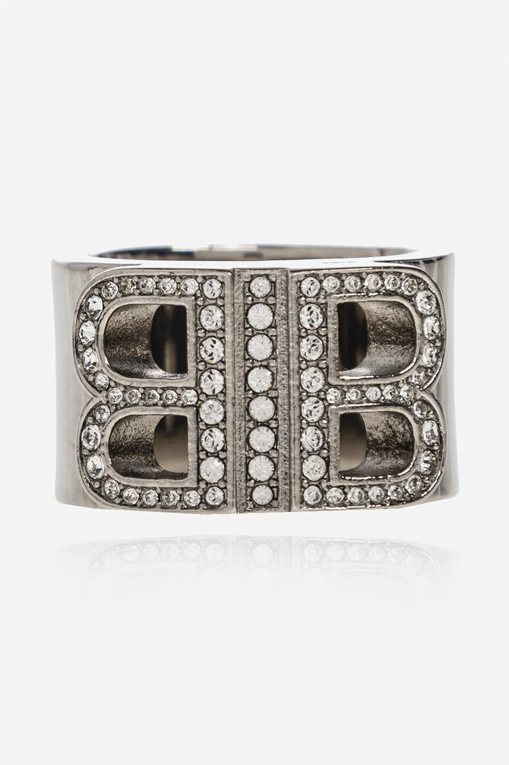 Ring with logo