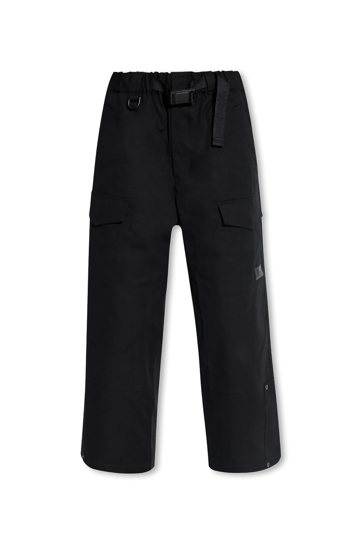 Trousers with straight legs