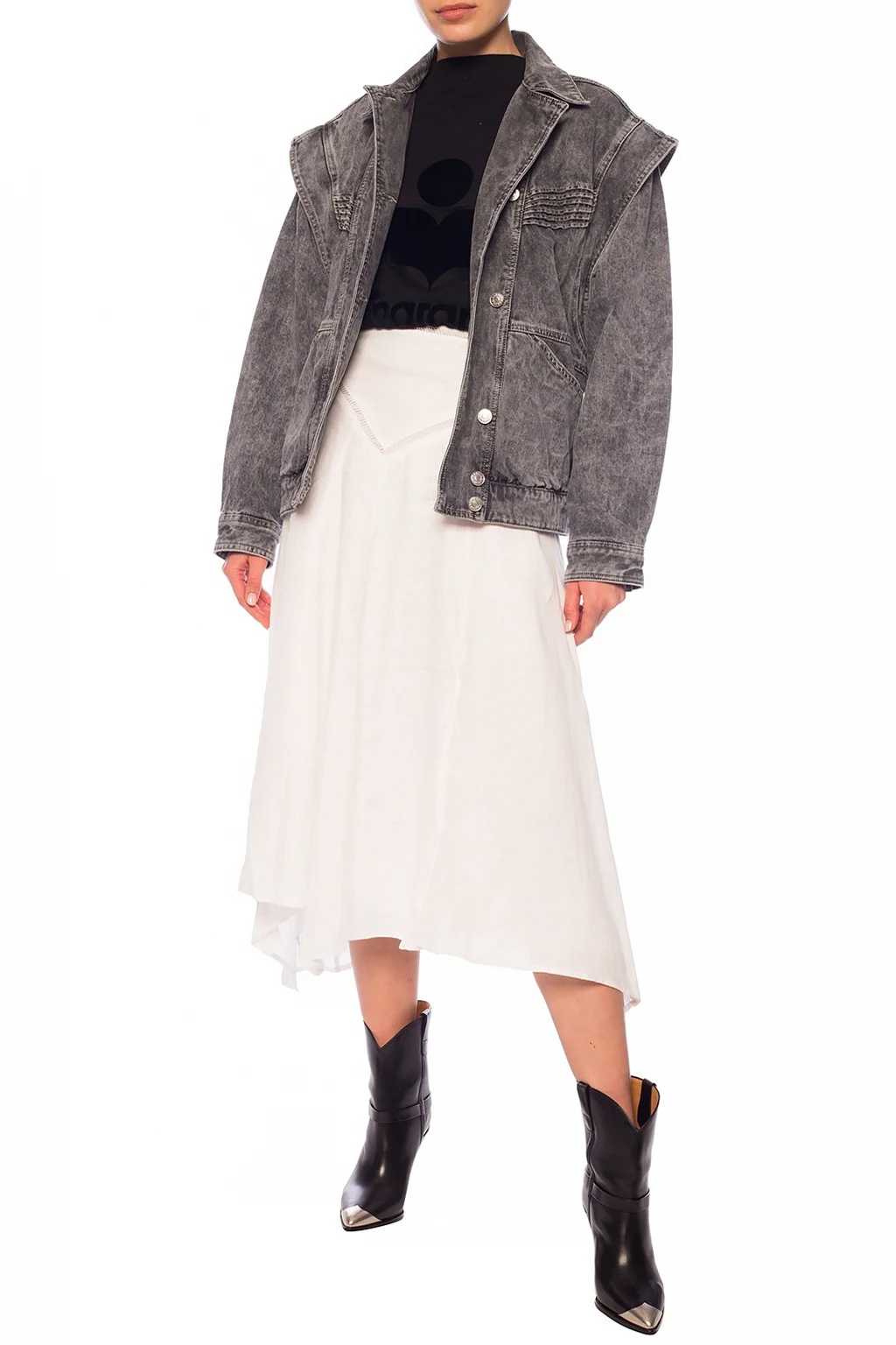 Asymmetrical skirt