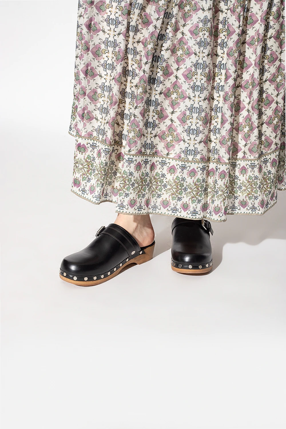 ‘Thalie’ clogs