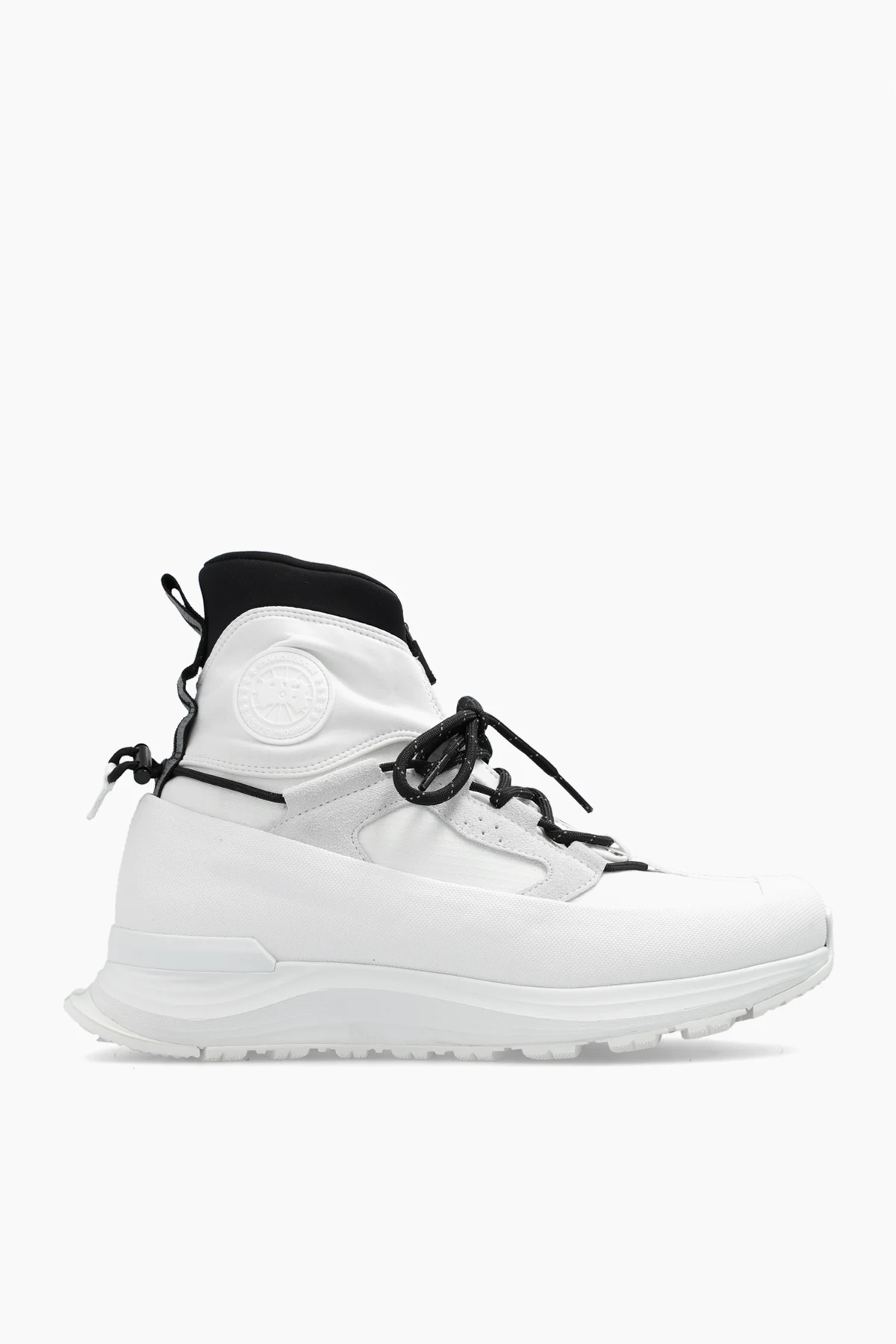 ‘Glacier Trail’ sneakers