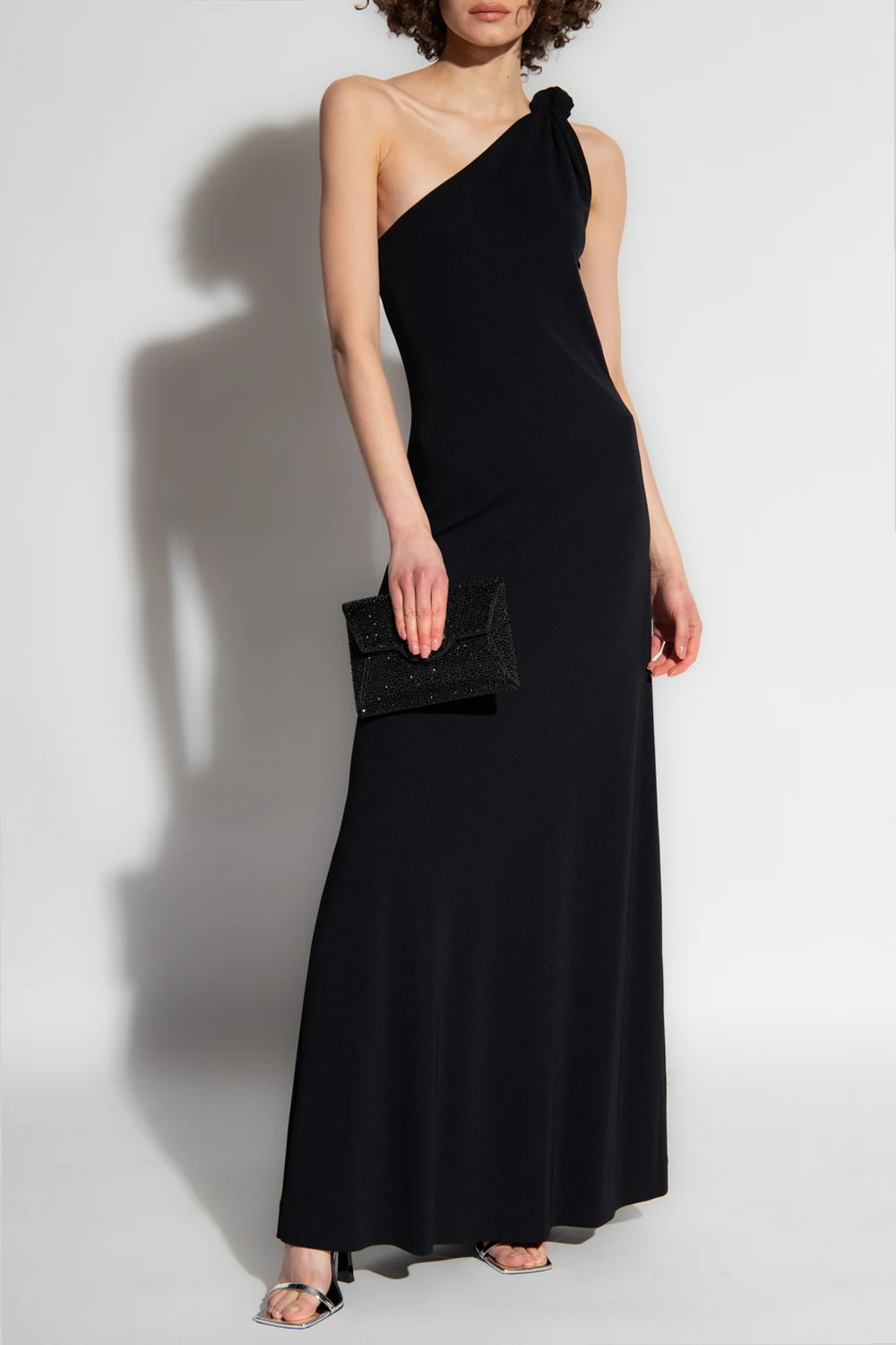One-shoulder dress