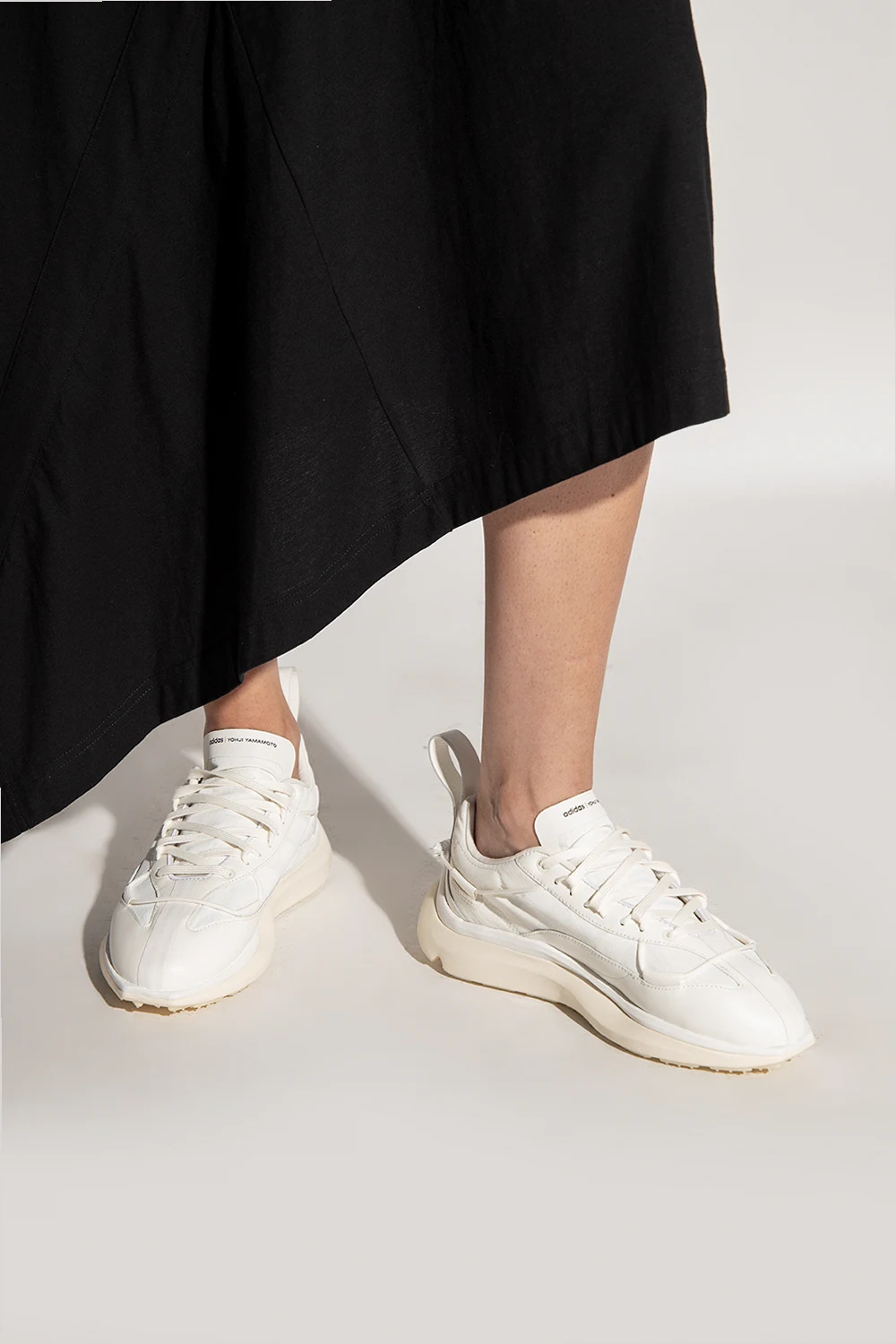 ‘Shiku’ sneakers