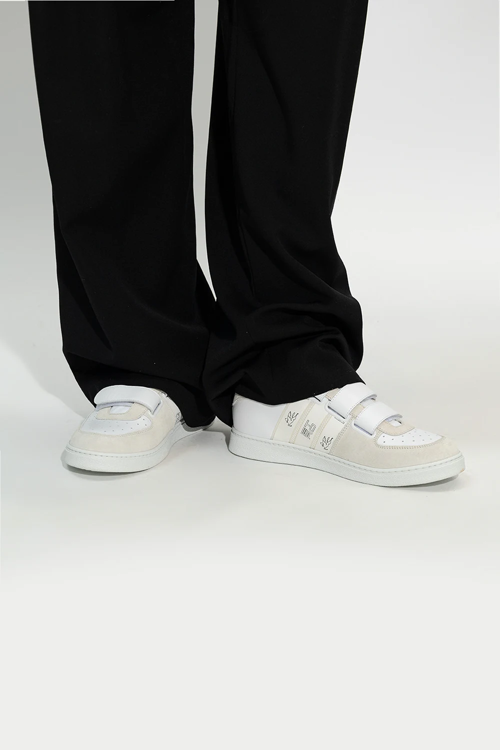 Sneakers with logo