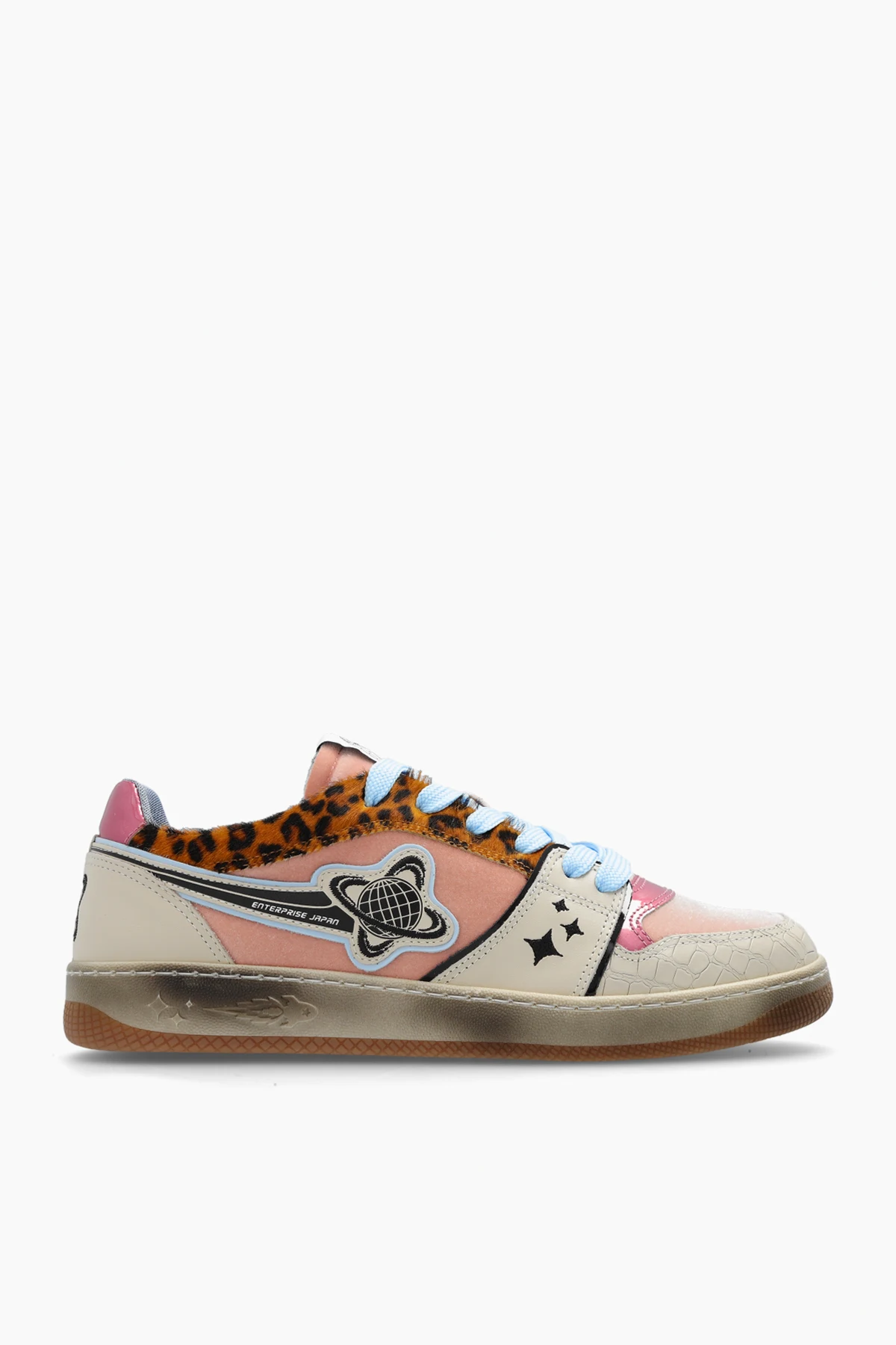 ‘Ej Egg Planet’ sneakers