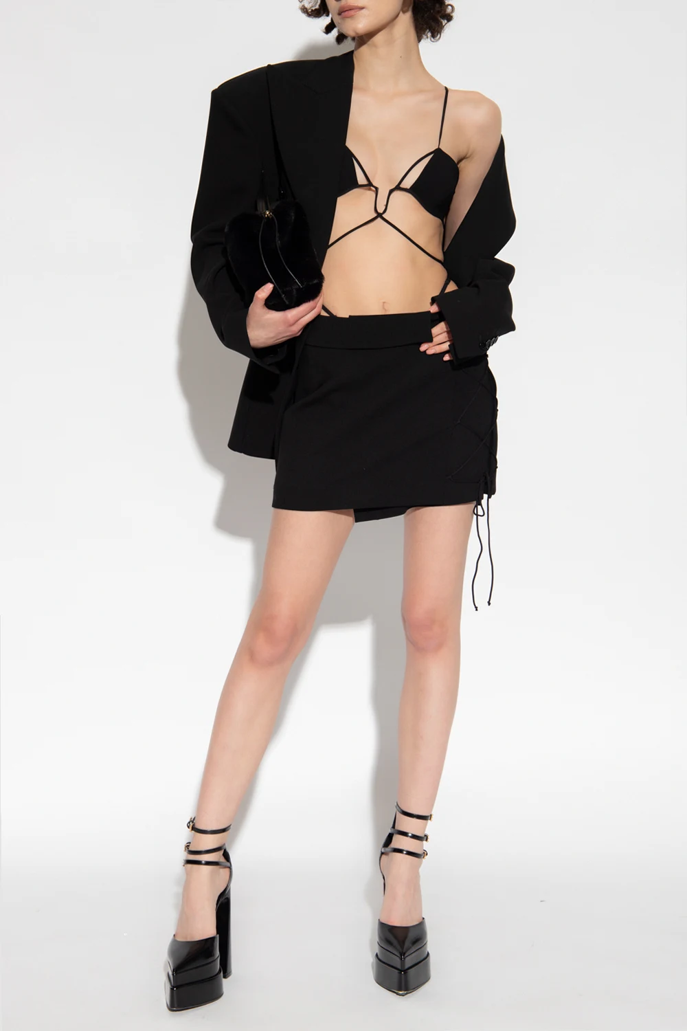 Krótki top na ramiączkach