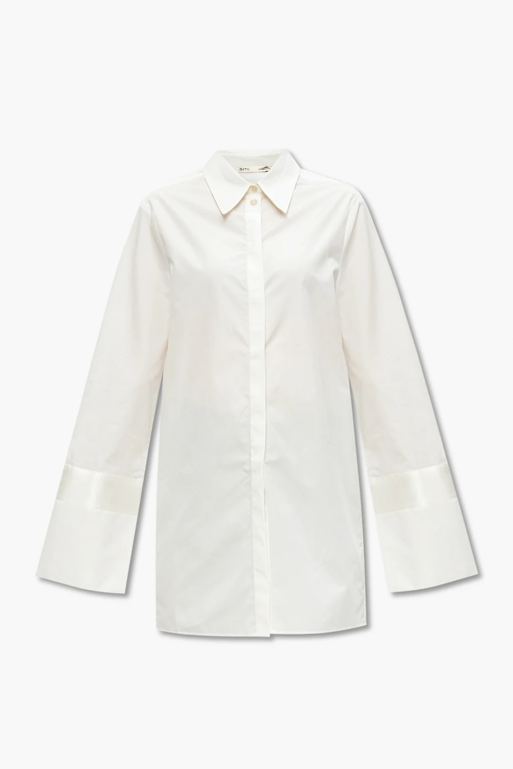 Shirt with short sleeves