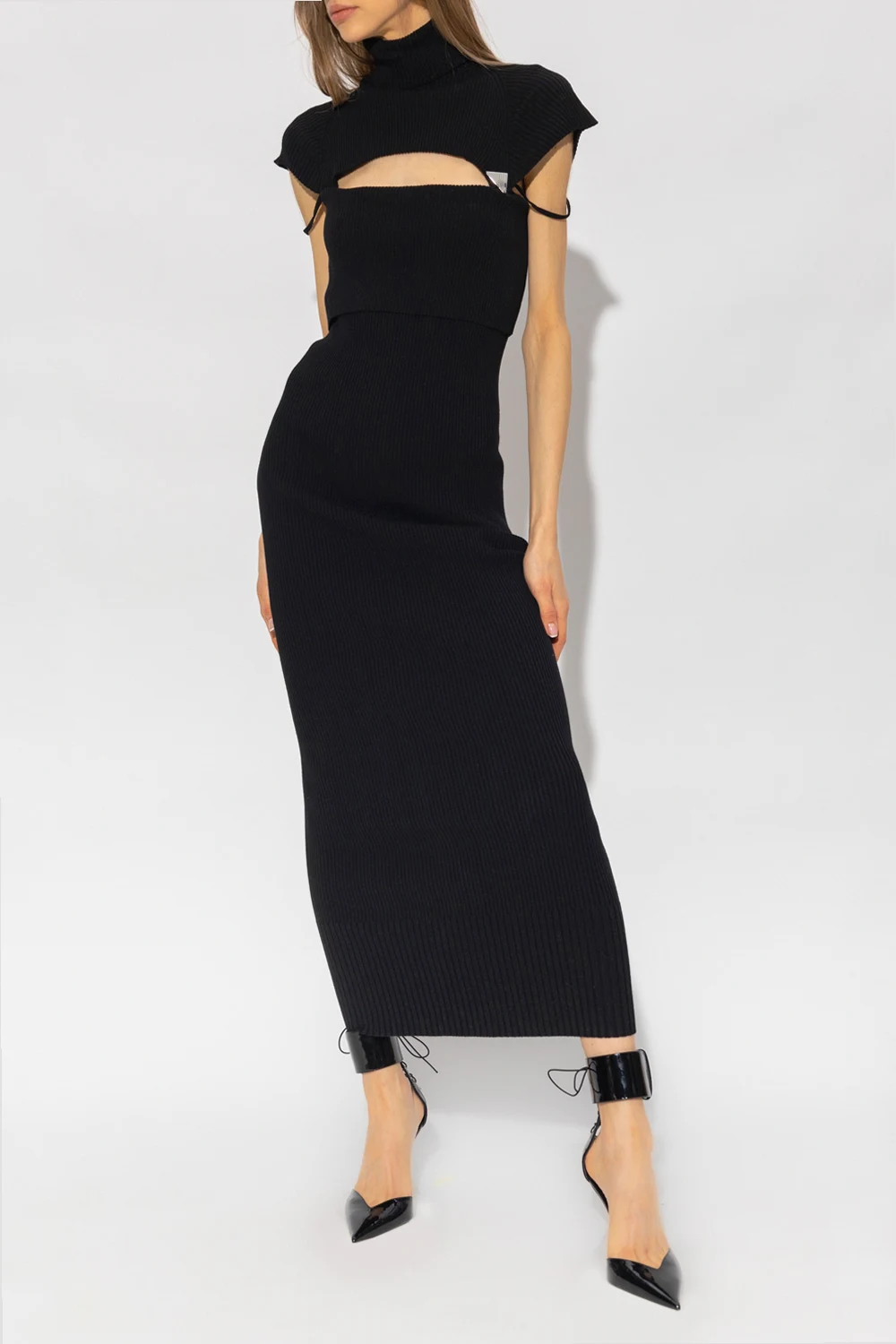 Ribbed dress with cut-outs