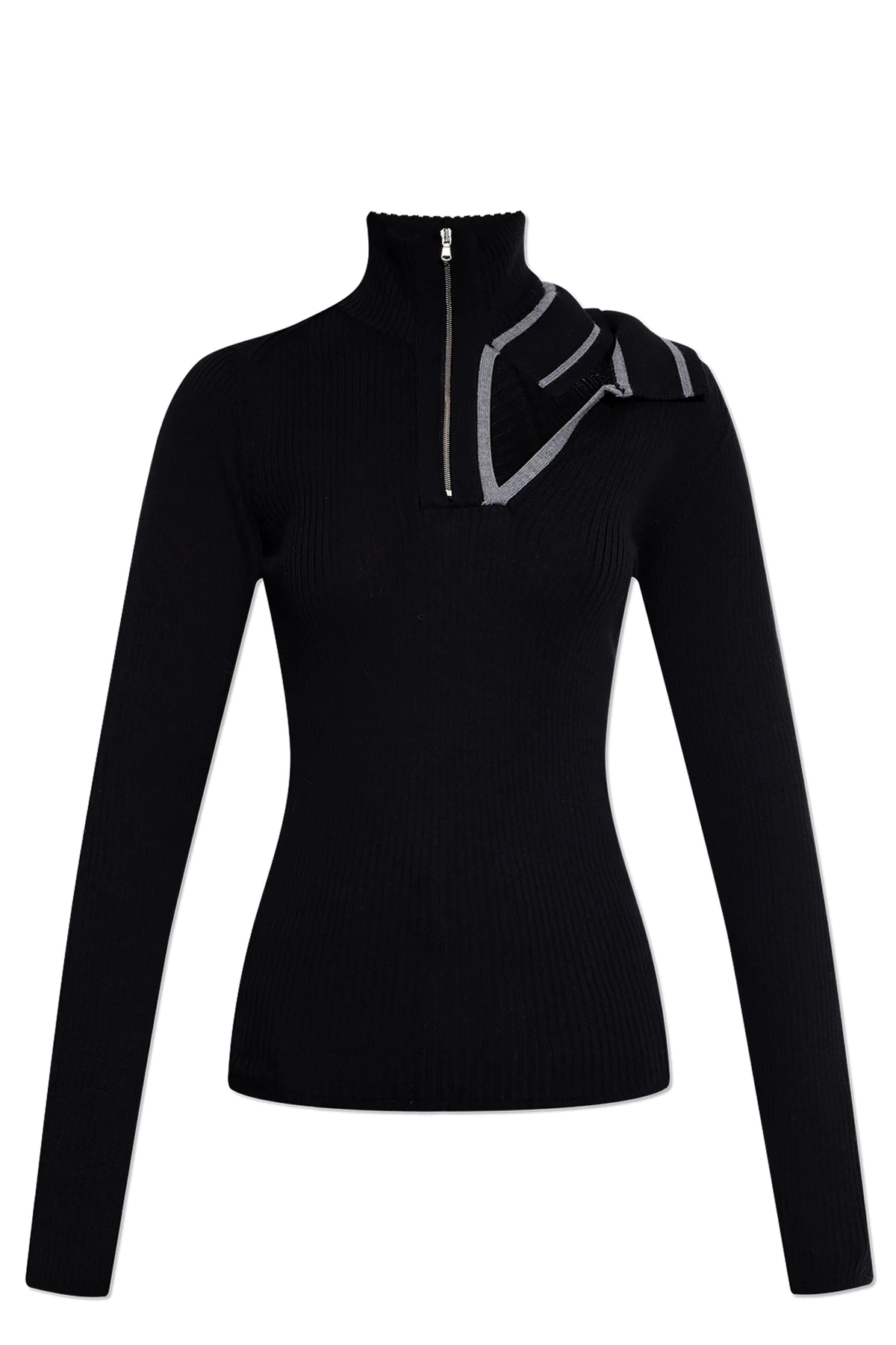 Sweter o dopasowanym kroju