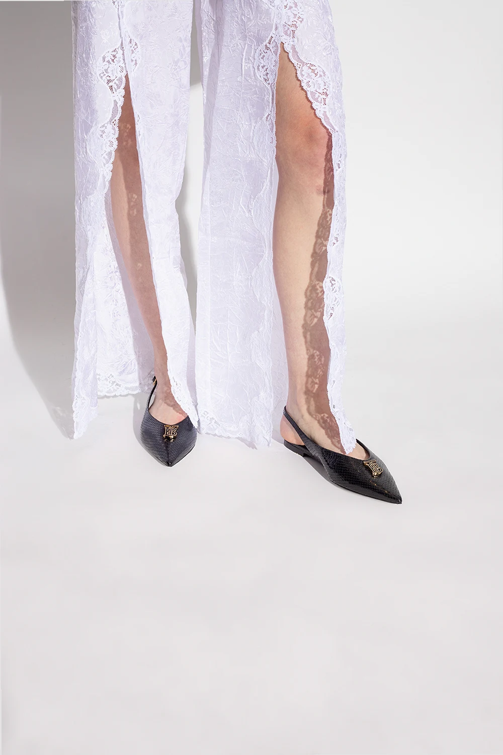 Buty z logo