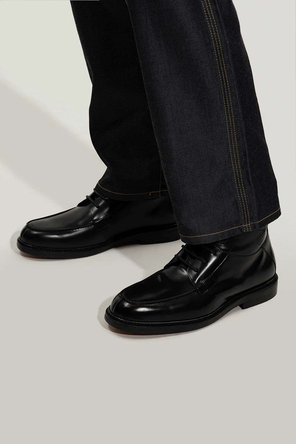 Skórzane buty z logo