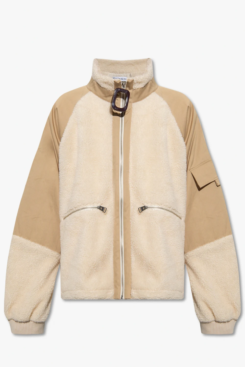 Kurtka z wyszytym wzorem