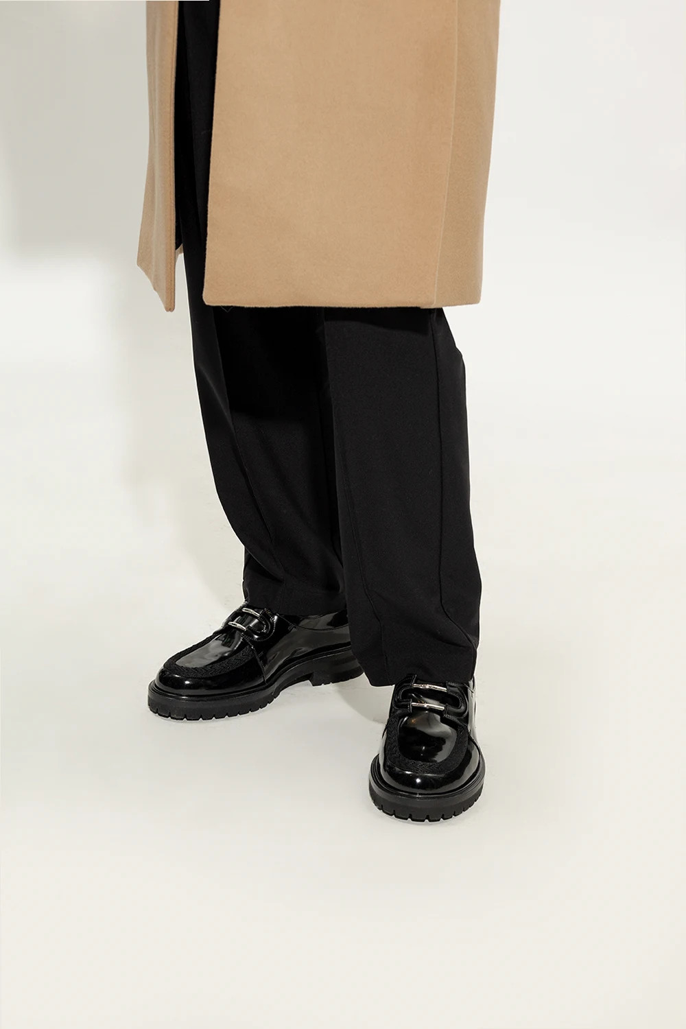 ‘Curb’ leather loafers