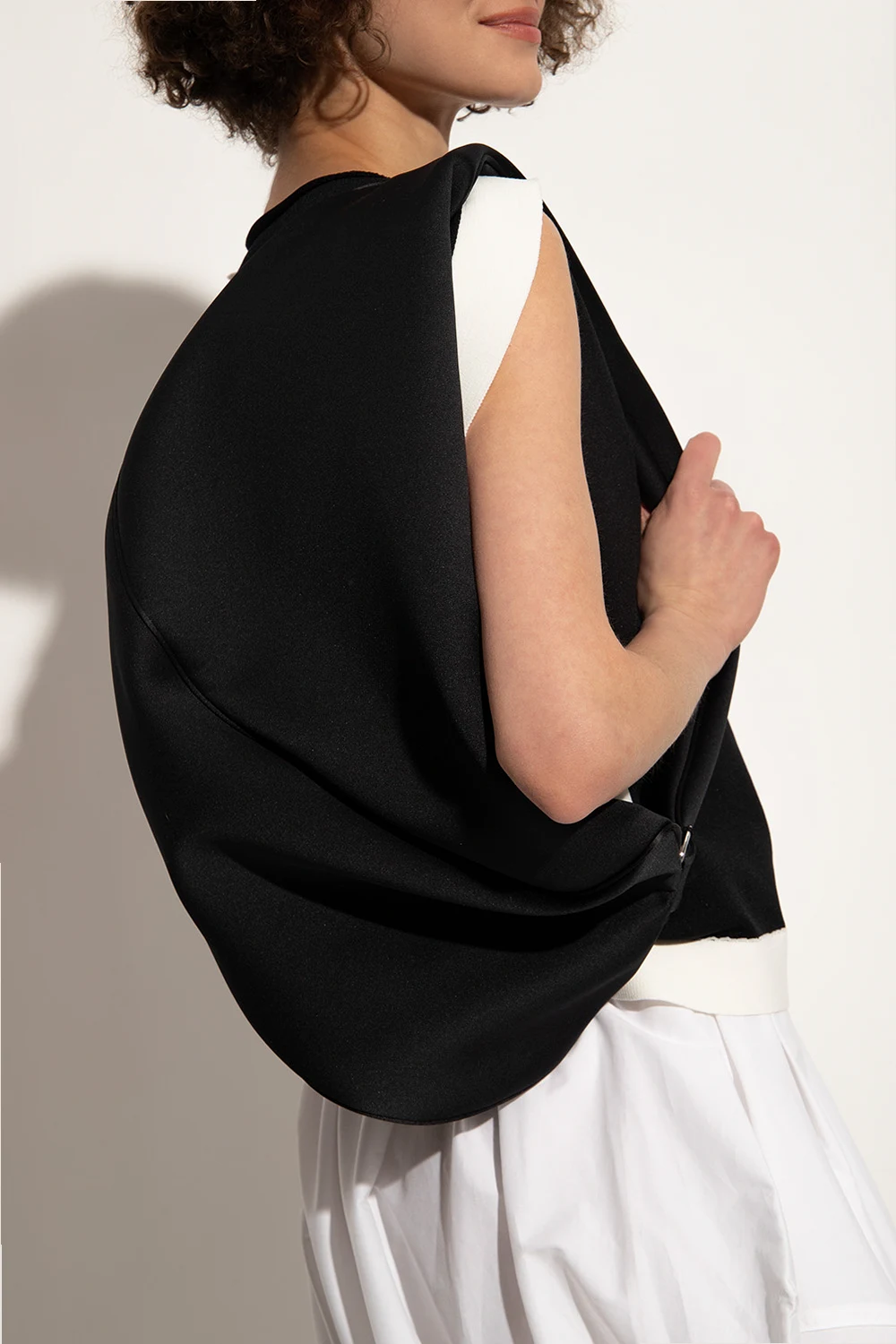 ‘Torso’ shoulder bag