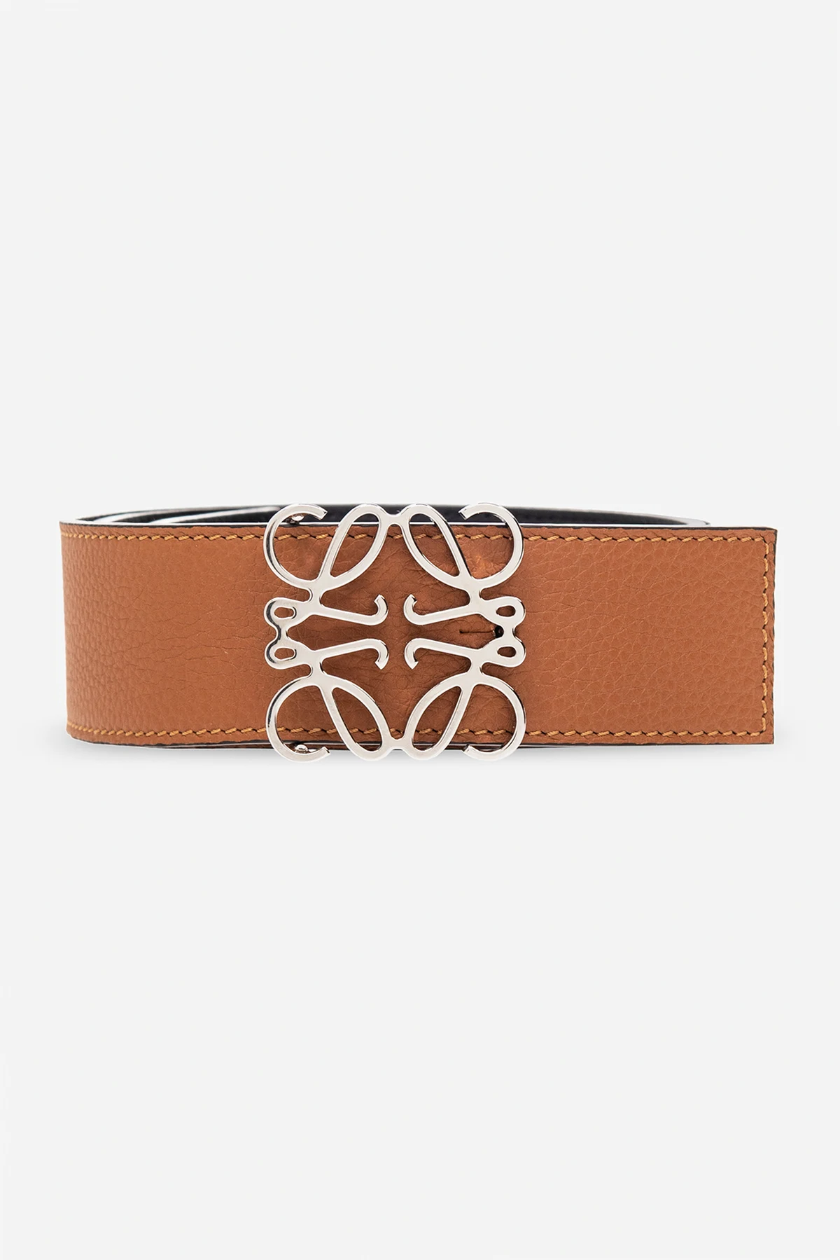 Reversible belt with logo