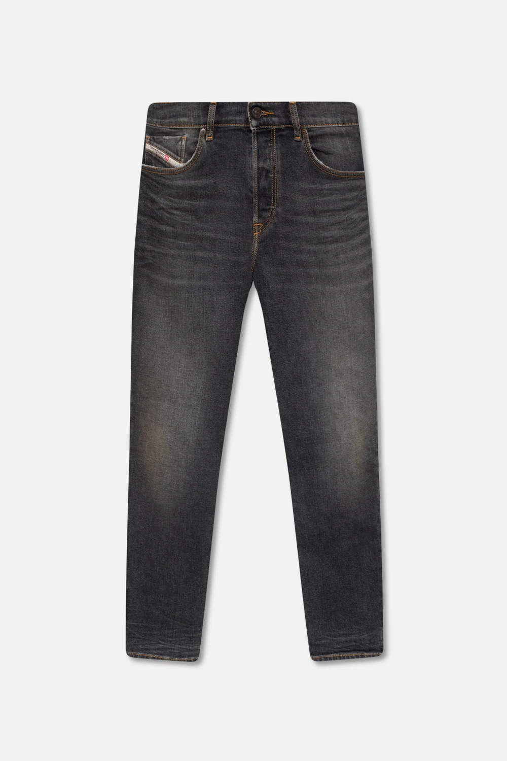 Jeansy ‘2005’ typu ‘tapered’