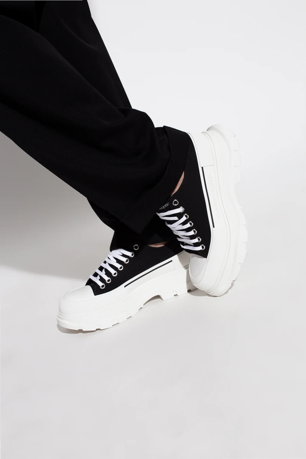 ‘Tread’ sneakers