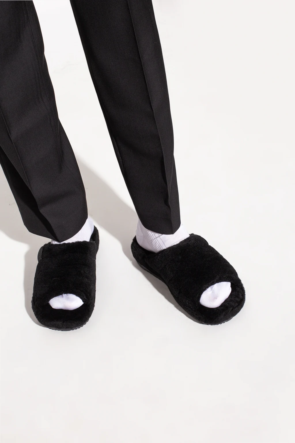 ‘M Fluff You’ slippers