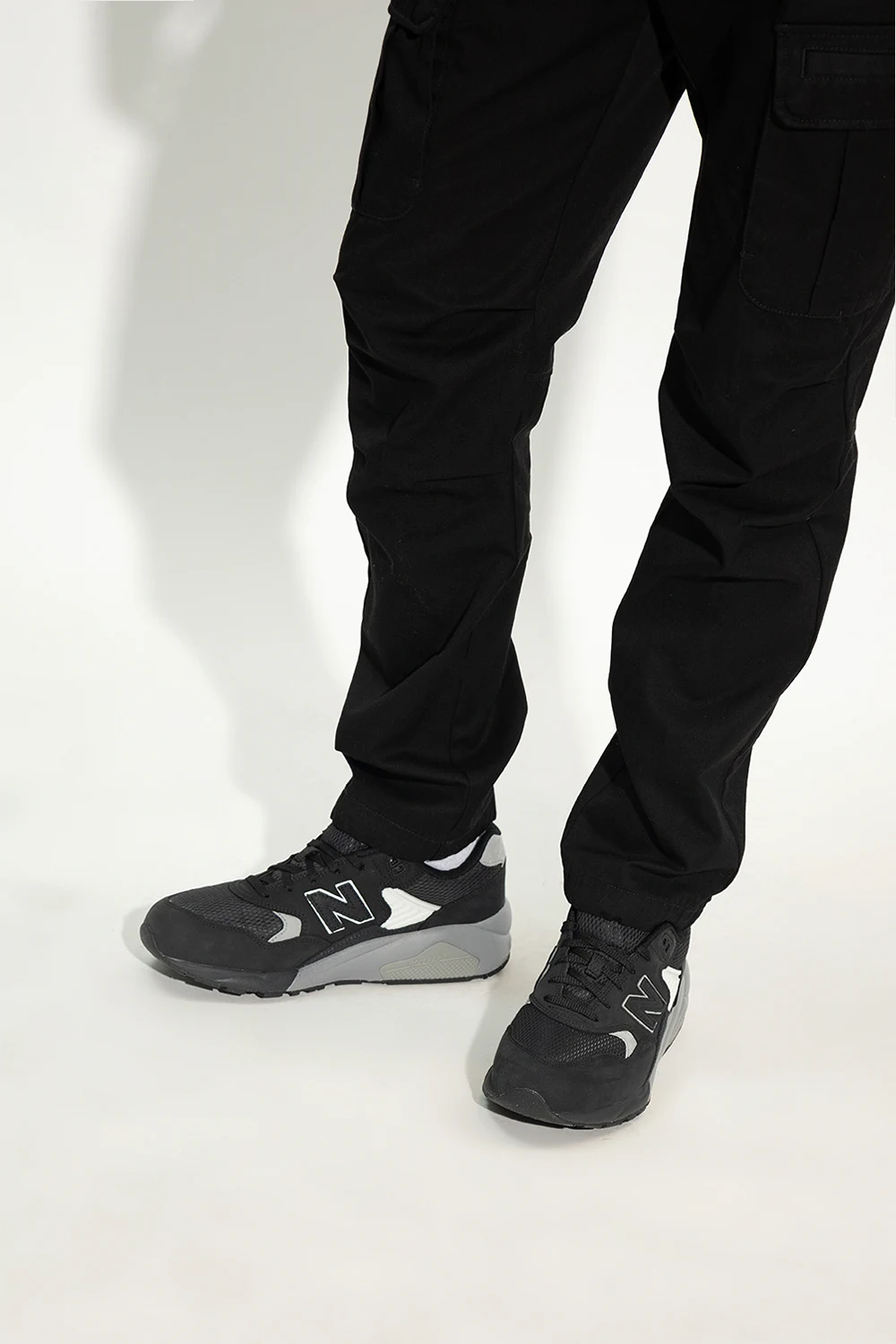 ‘MT580MDB’ sneakers