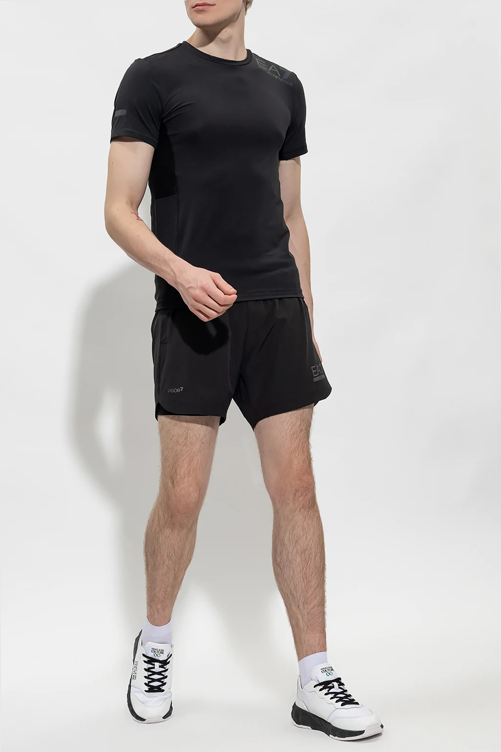 Training shorts with logo