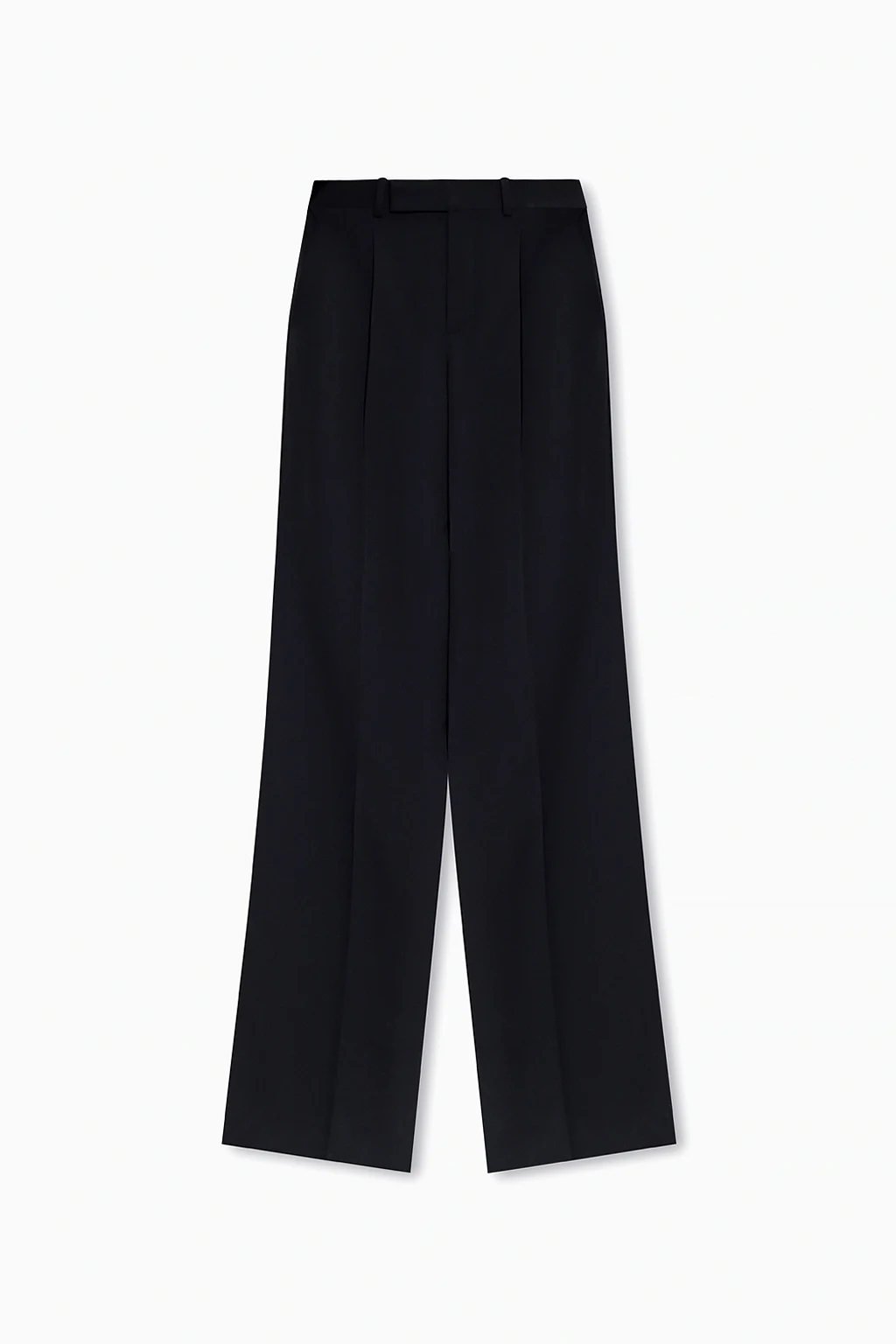 Trousers with wide legs