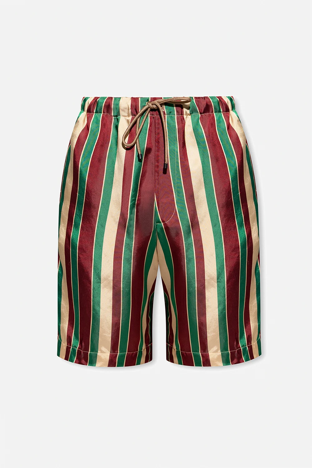 Szorty ze wzorem w pasy