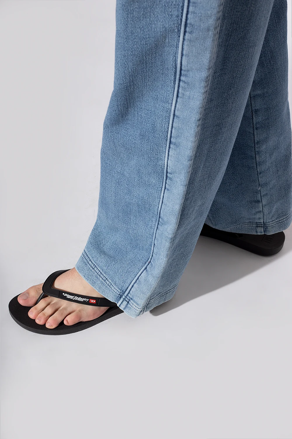 Klapki z logo 'SA-KAUAY'