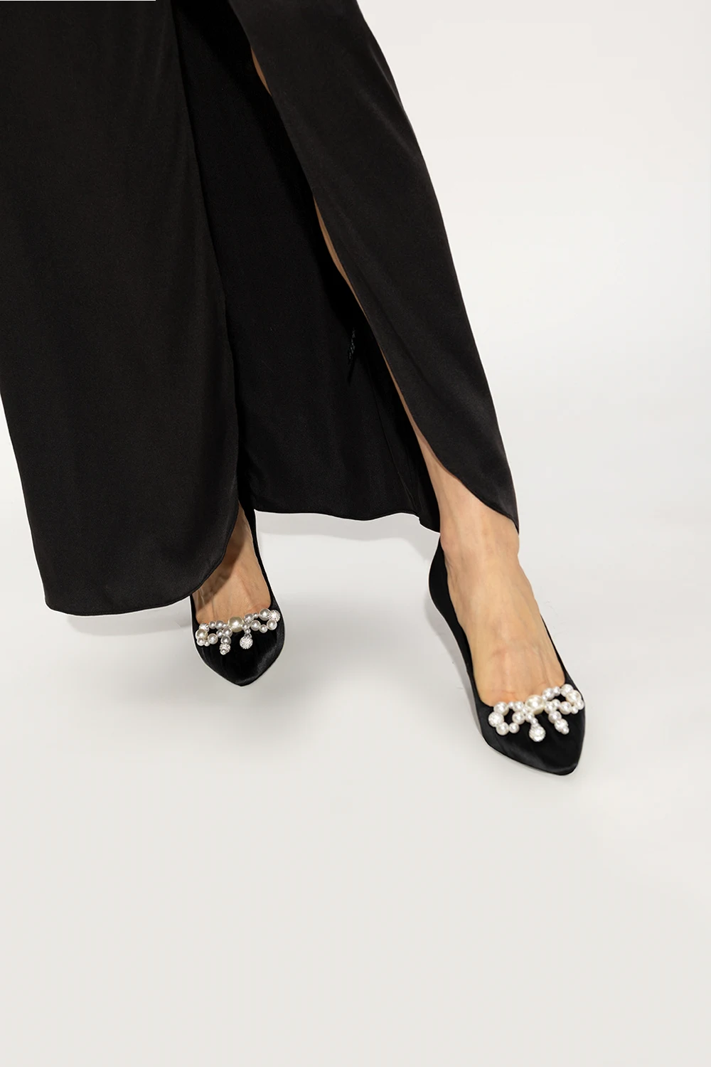 Stiletto pumps with appliqué