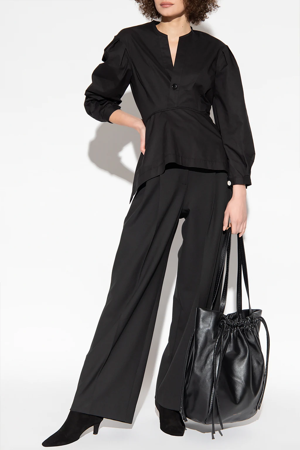 Top with puff sleeves