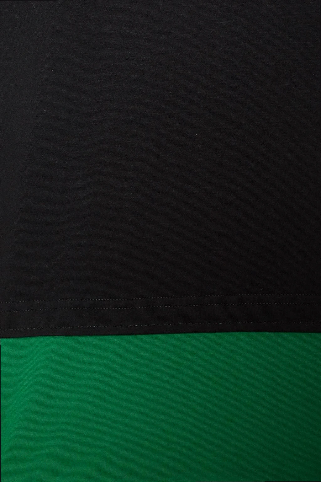 T-shirt with drawstrings